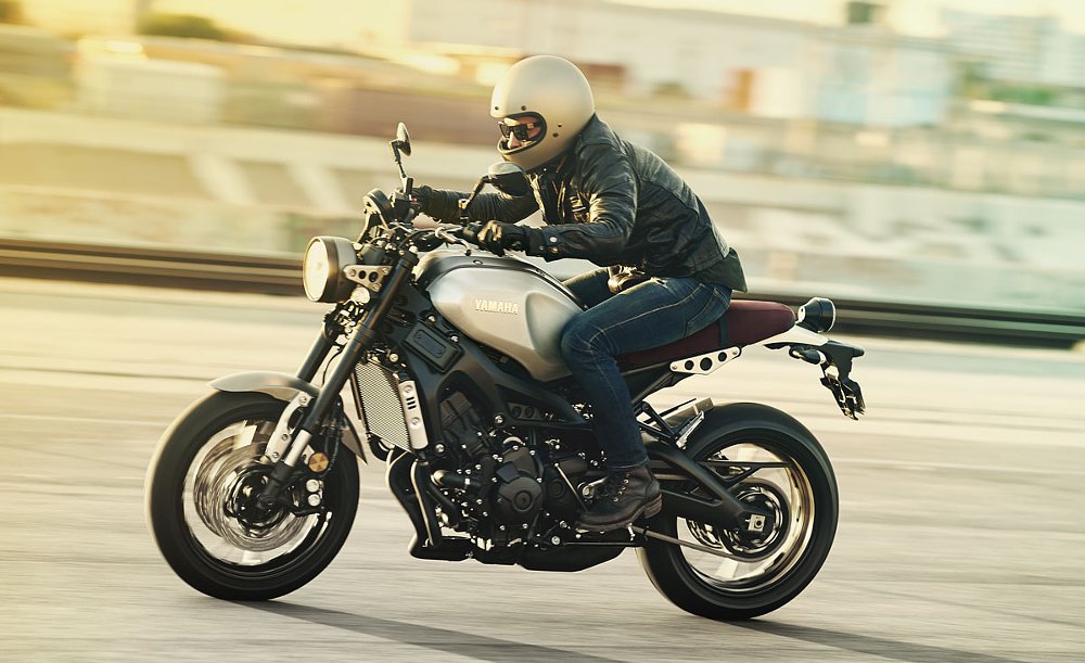 Yamaha XSR900