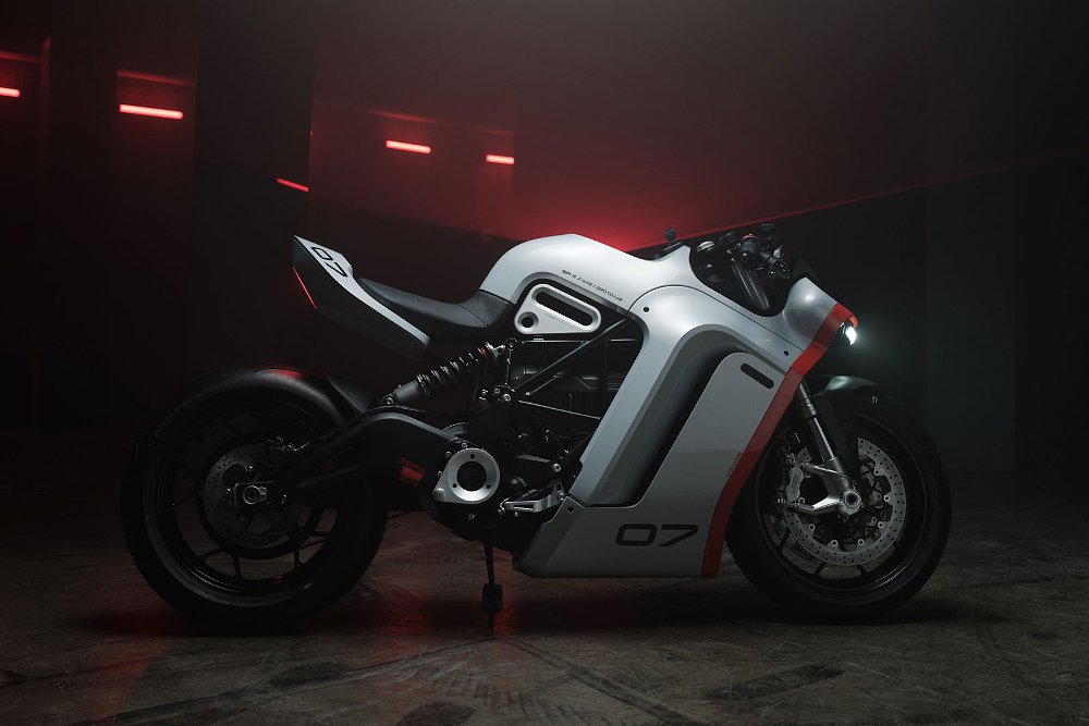 HUGE Design Zero SR-X concept